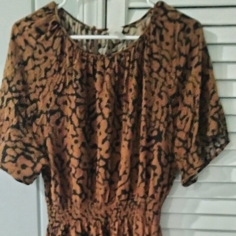 H&M short sleeve animal print dress size small